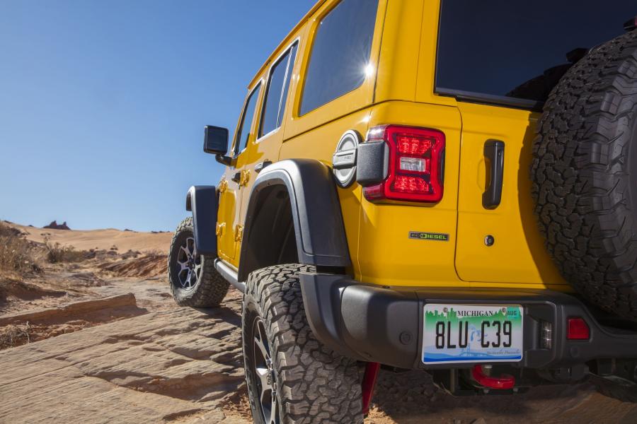 Детали экстерьера Jeep Wrangler Unlimited Rubicon EcoDiesel (JL) 2019 года  (NA) (фото 83 из 85)
